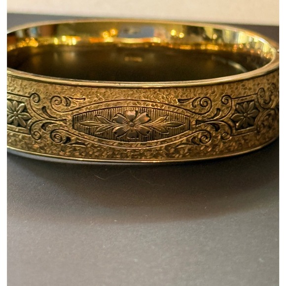 Vintage Gold Filled Etched Black Enamel Bangle Bracelet Fine - Picture 2 of 11